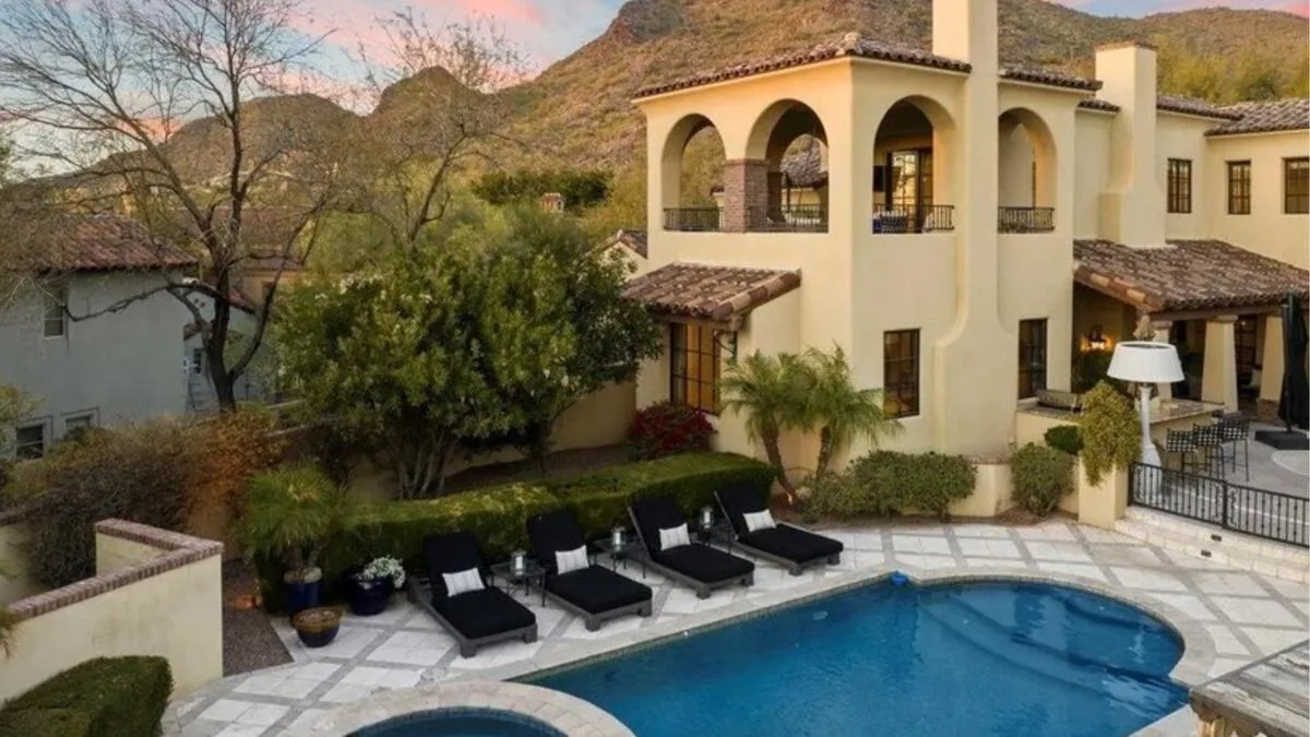 Why Scottsdale? The Arizona Connection - charlie kirk house